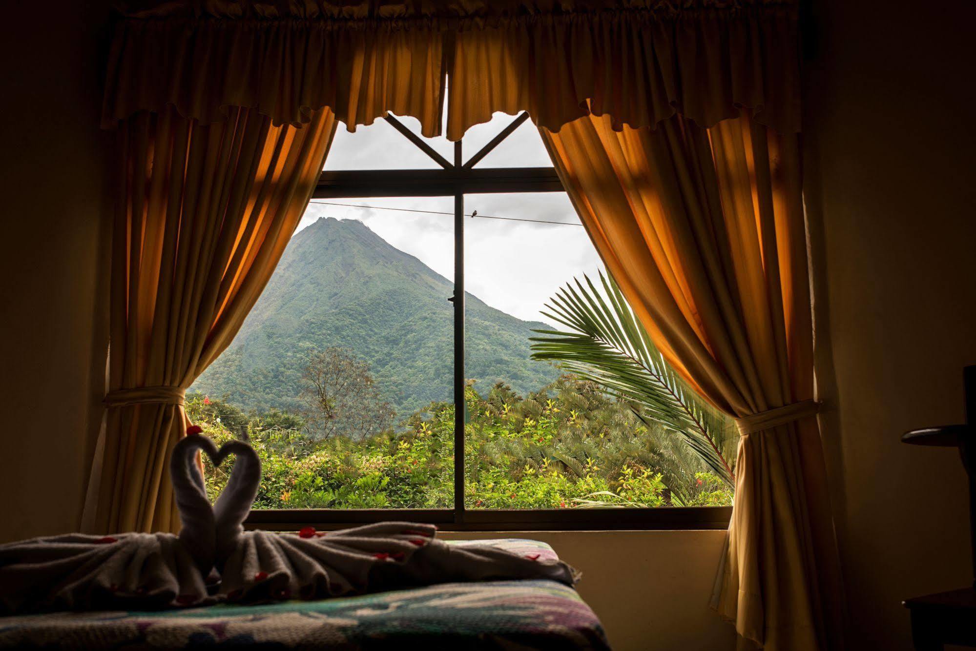 Hotel Vista Del Cerro La Fortuna Exteriör bild