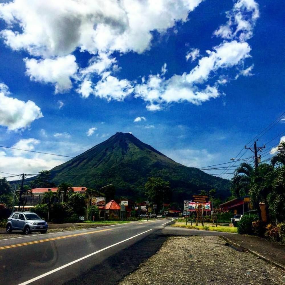 Hotel Vista Del Cerro La Fortuna Exteriör bild